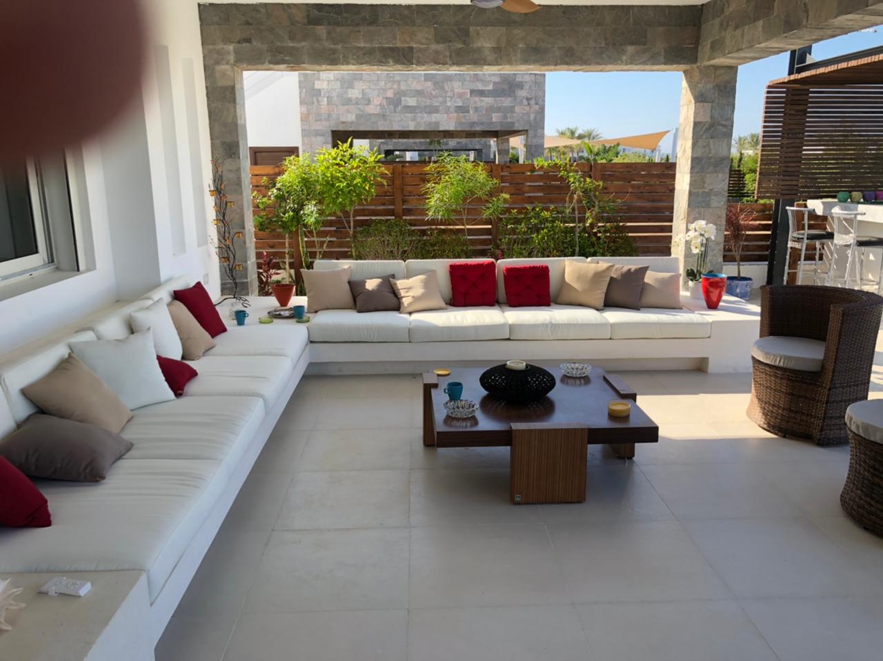  Villas