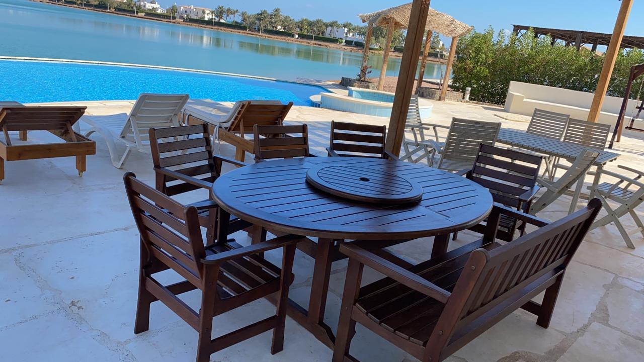  Villas