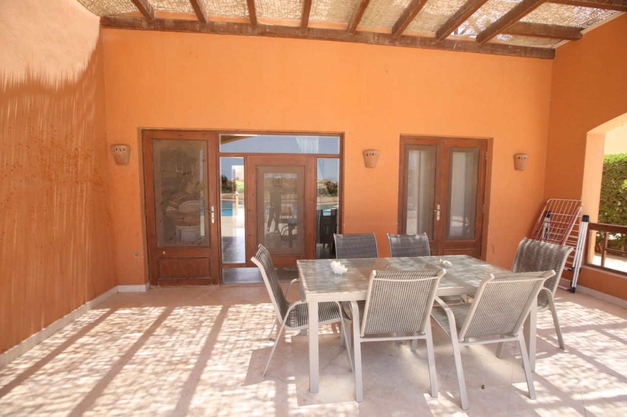 Villas