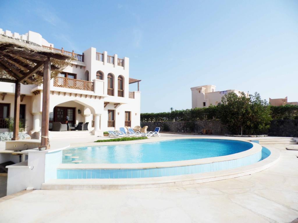  Villas
