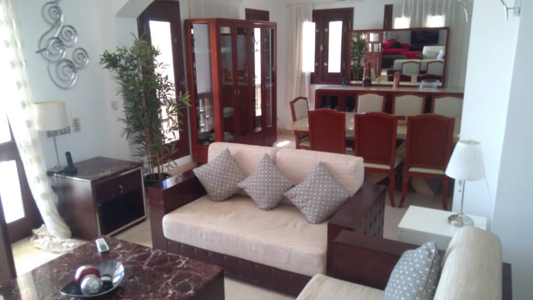  Villas