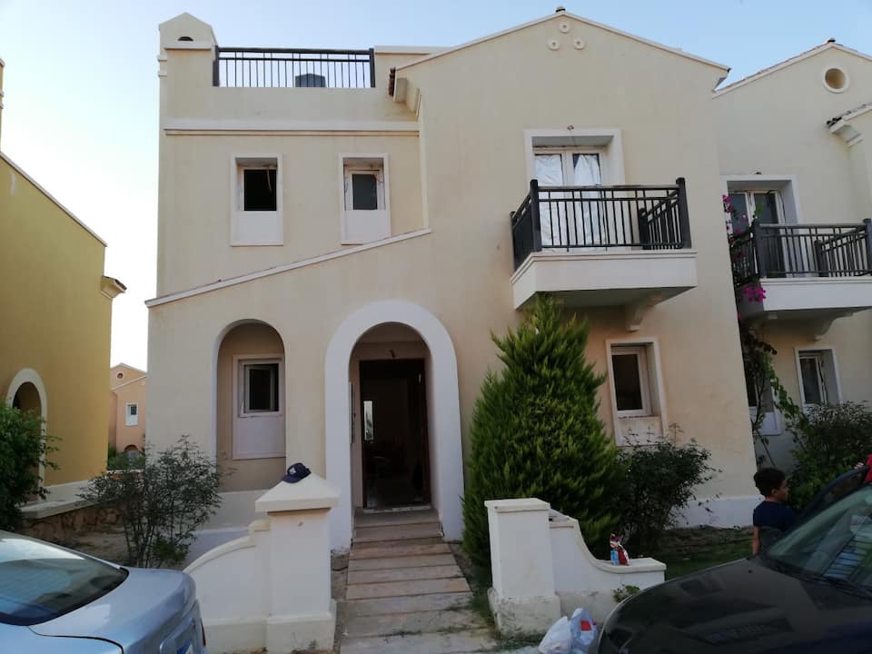  Villas