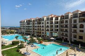  Hotels