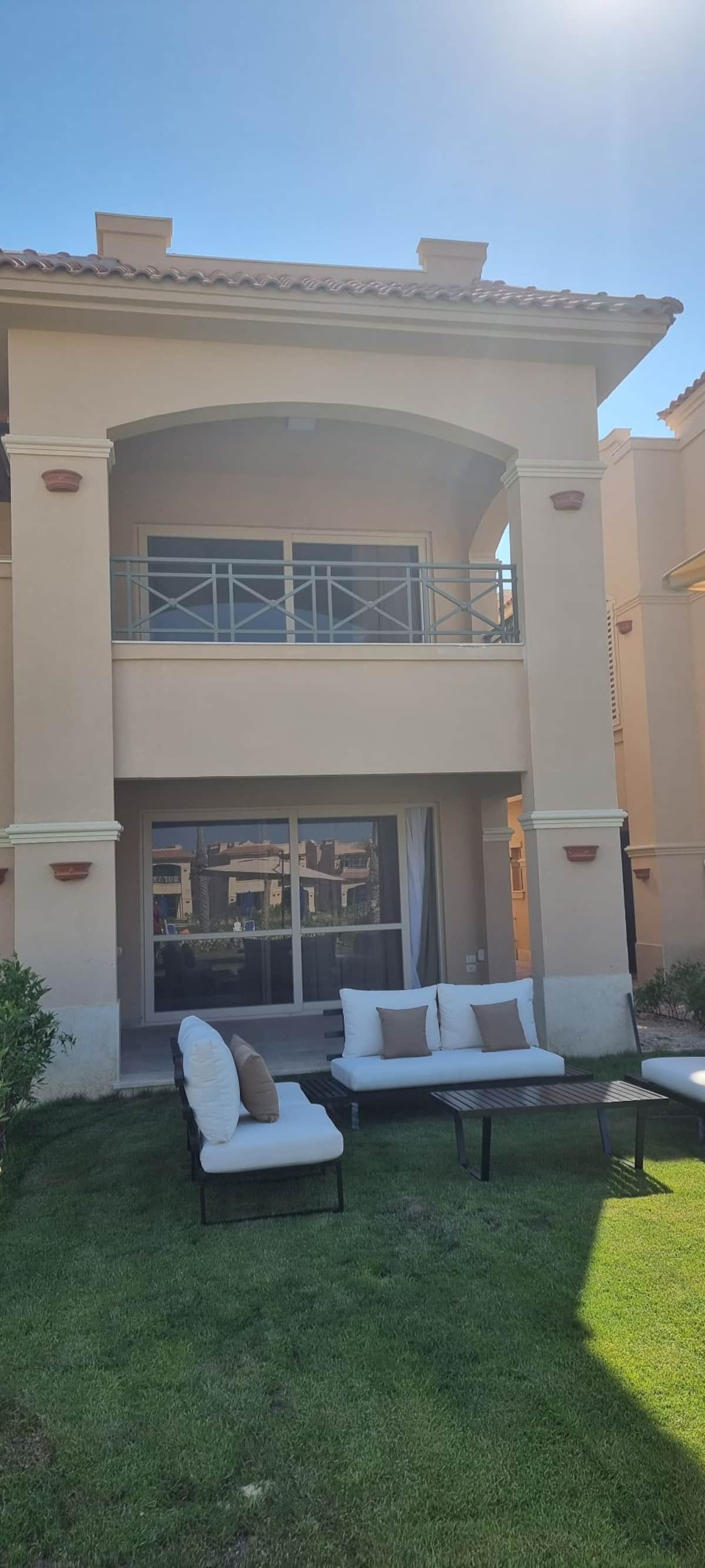  Villas