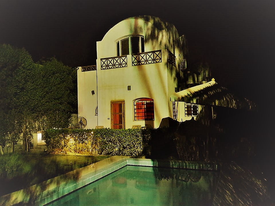  Villas