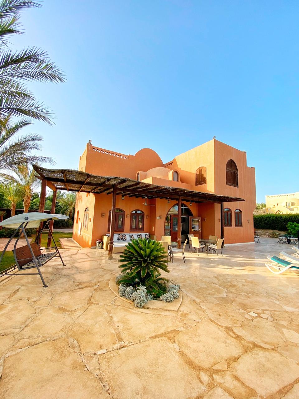  Villas