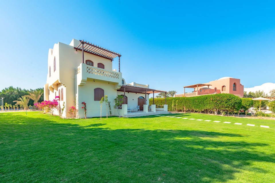  Villas