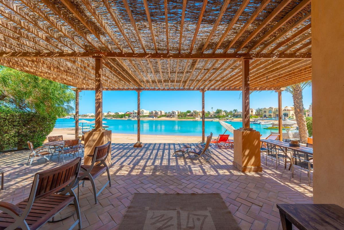  Villas