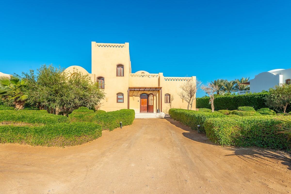  Villas