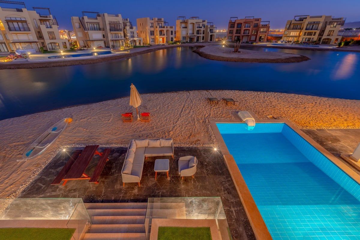  Villas