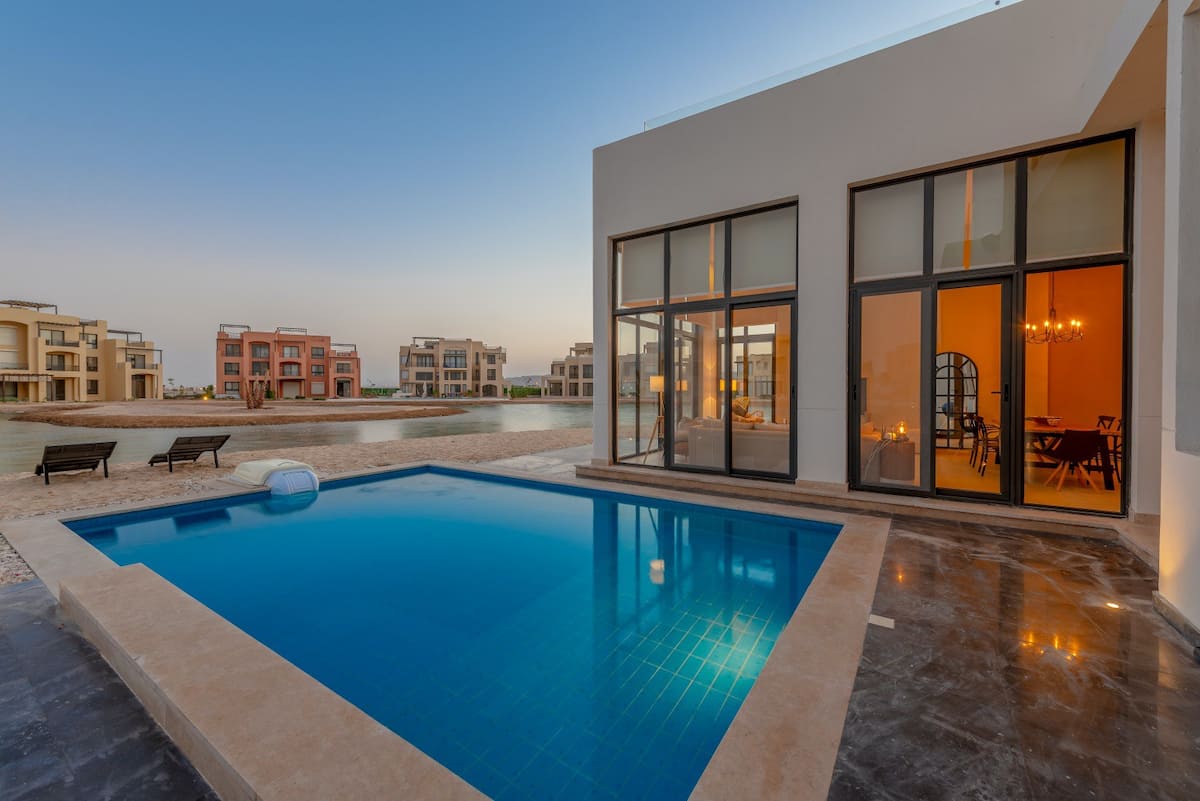  Villas