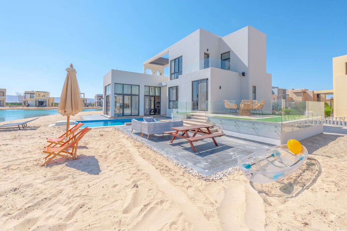  Villas