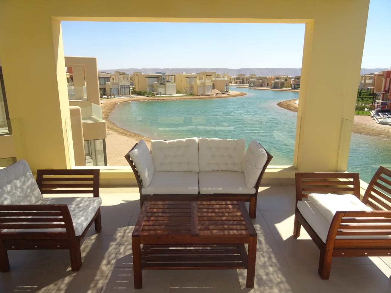  Villas