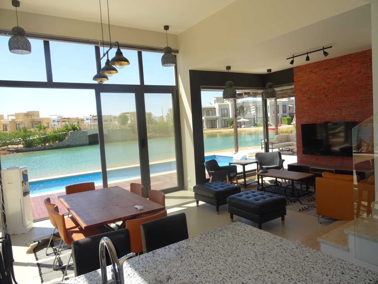  Villas