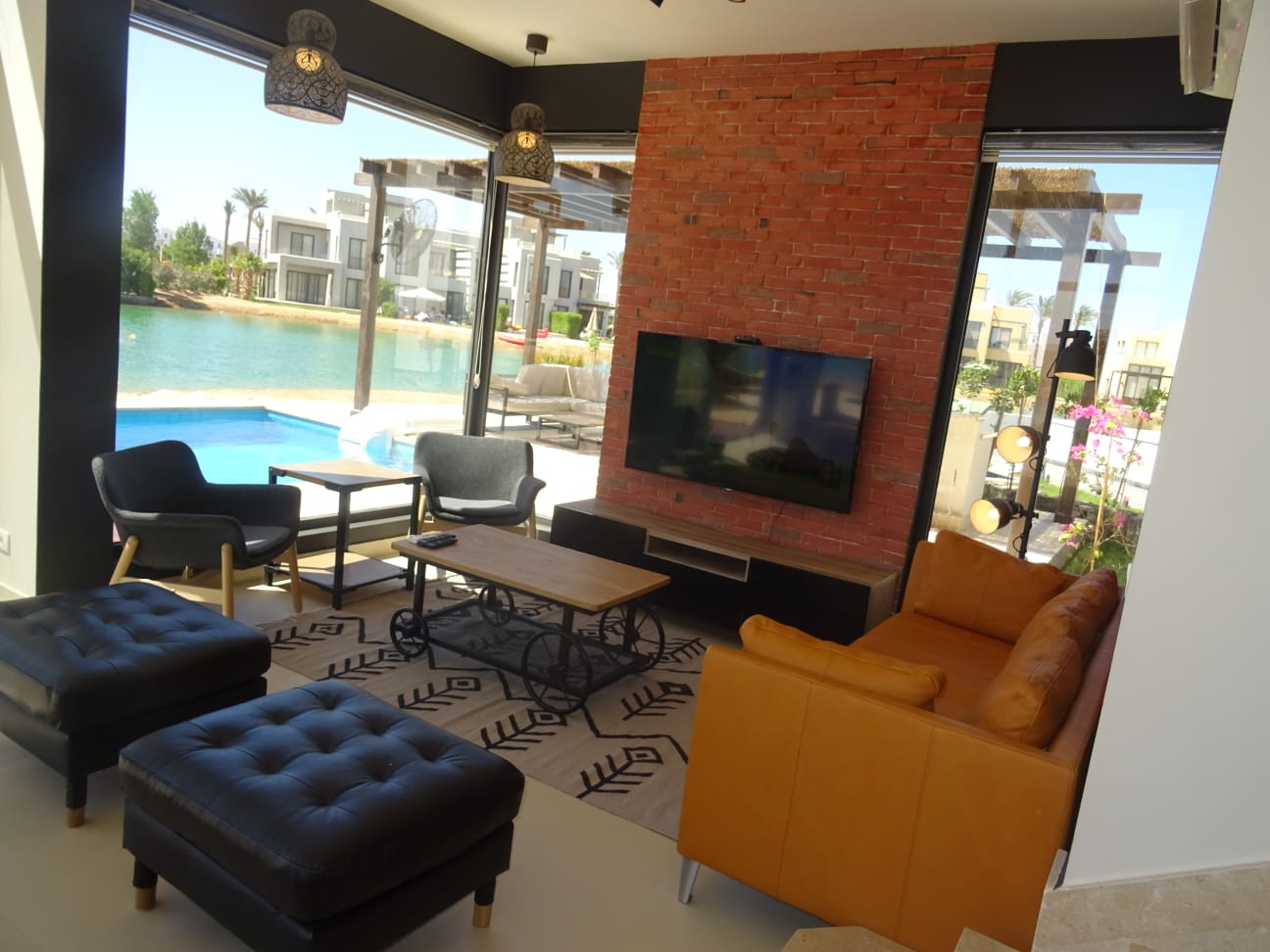  Villas