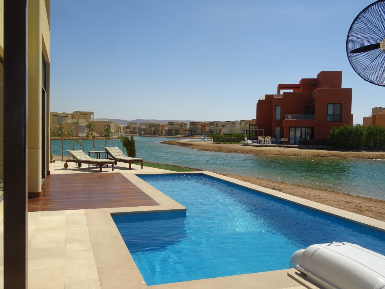  Villas