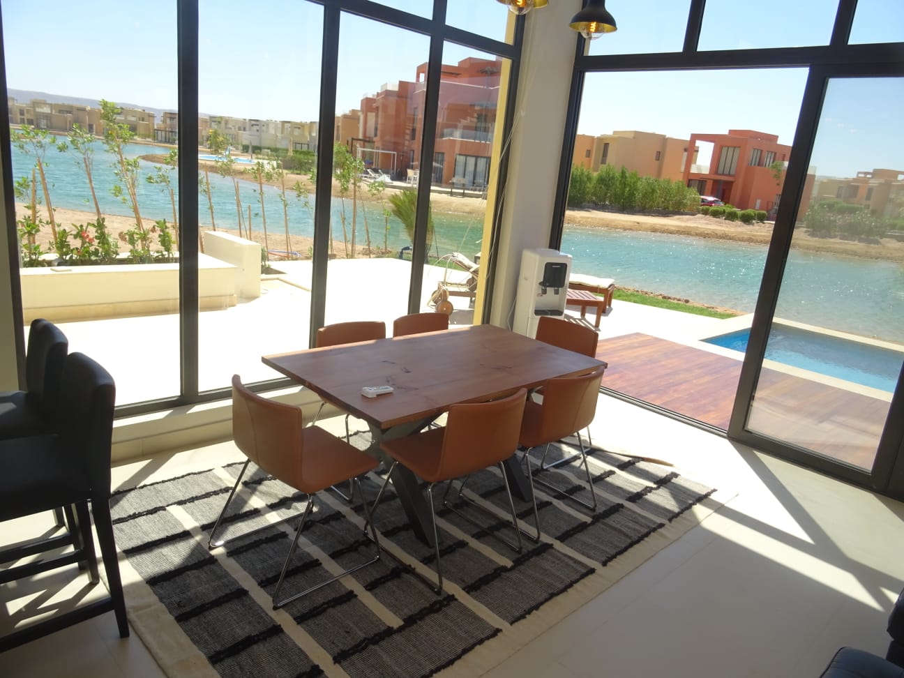  Villas