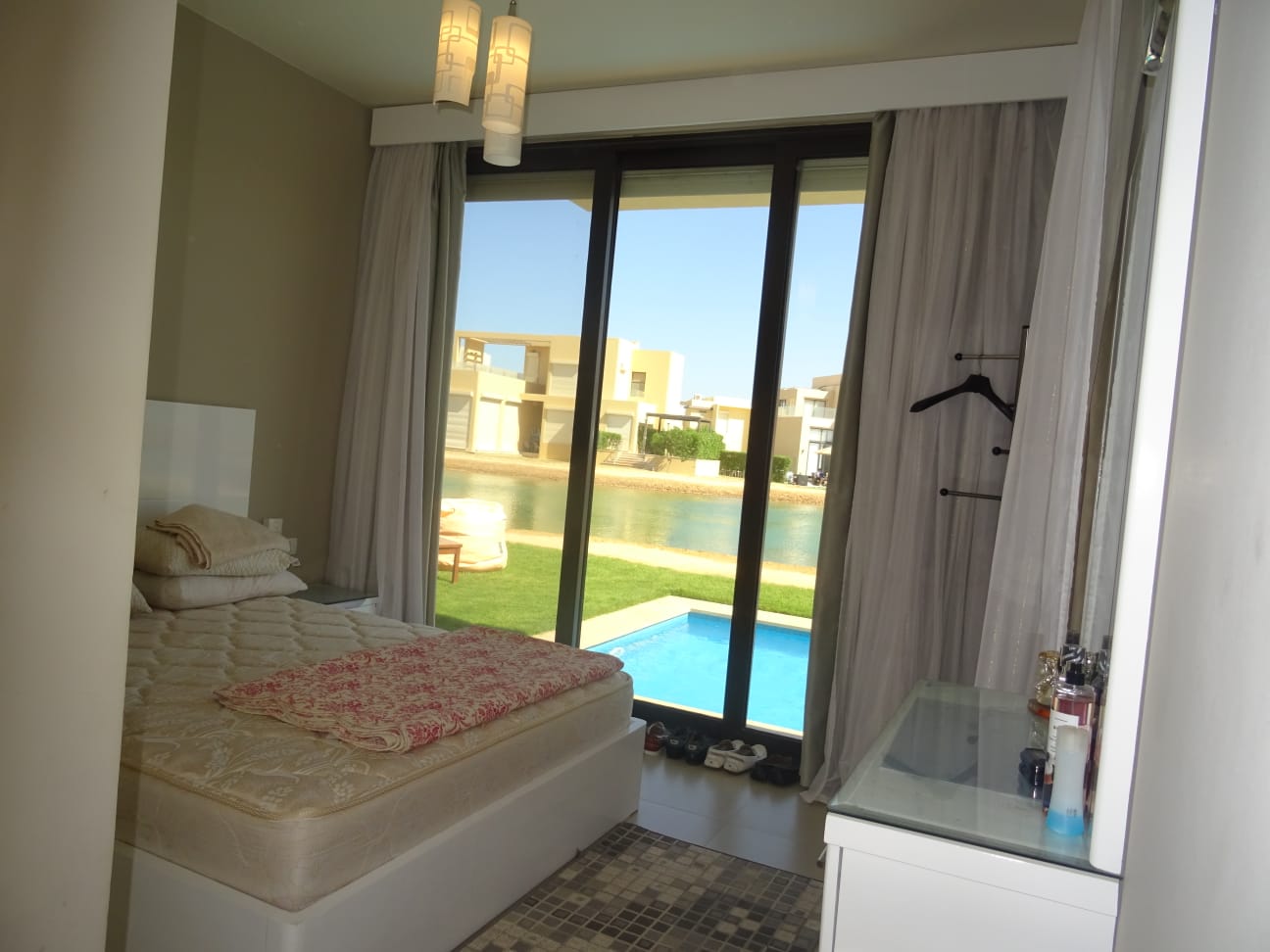  Villas
