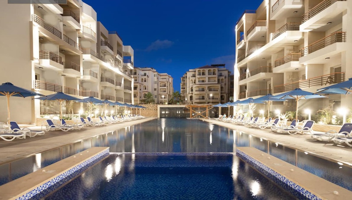  Apartments