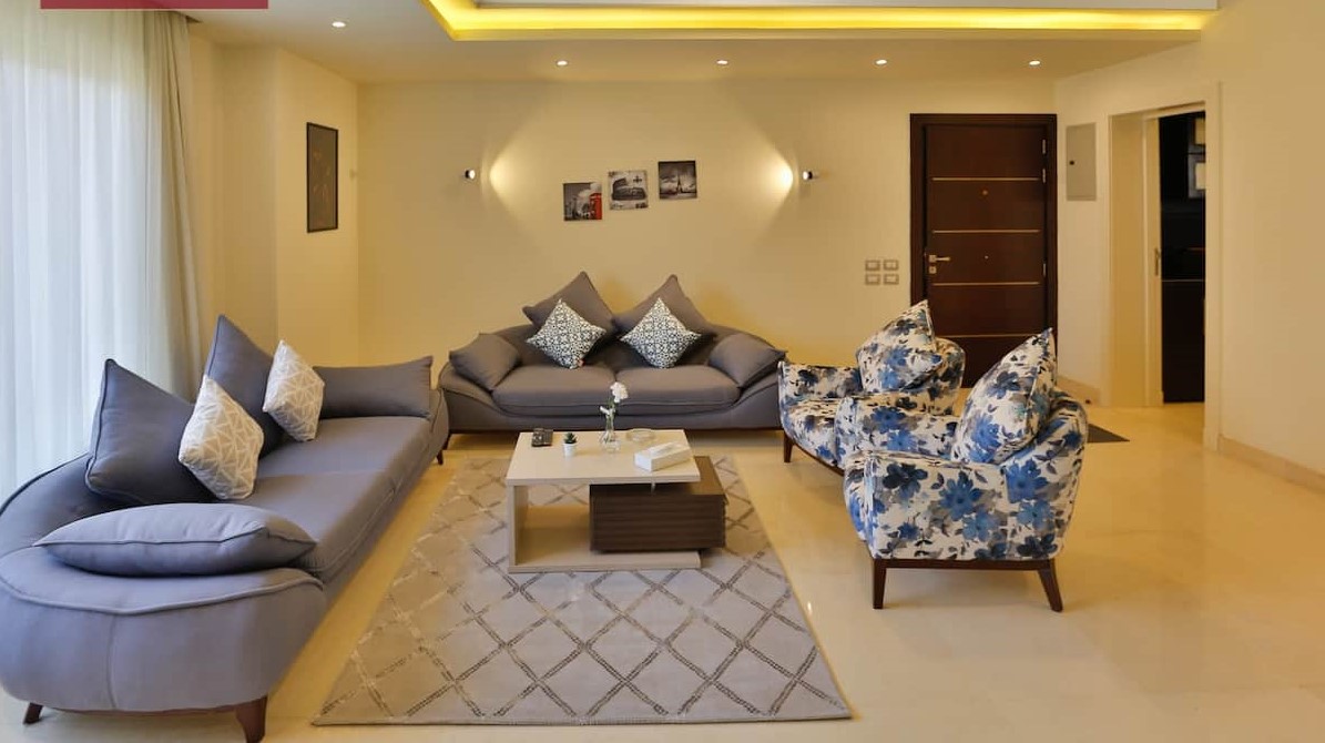  Apartments