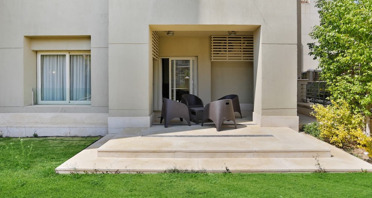  Apartments