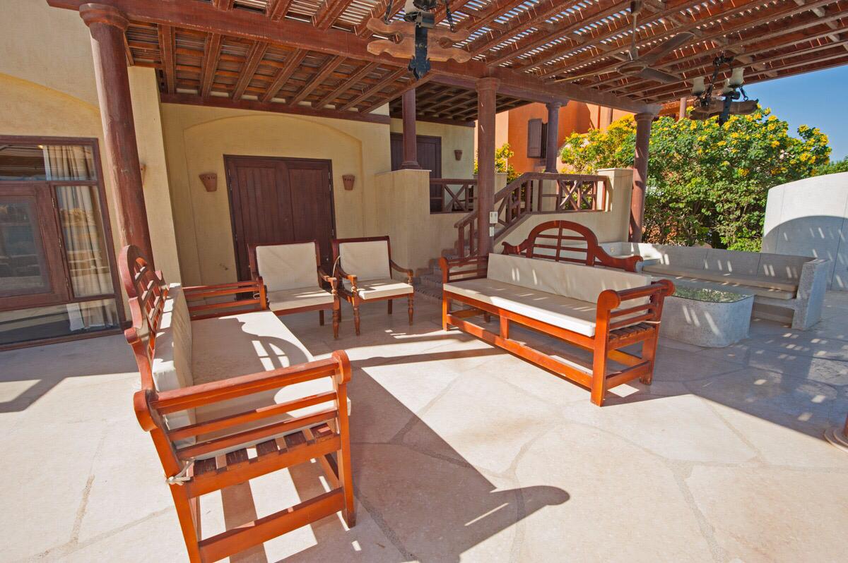  Villas