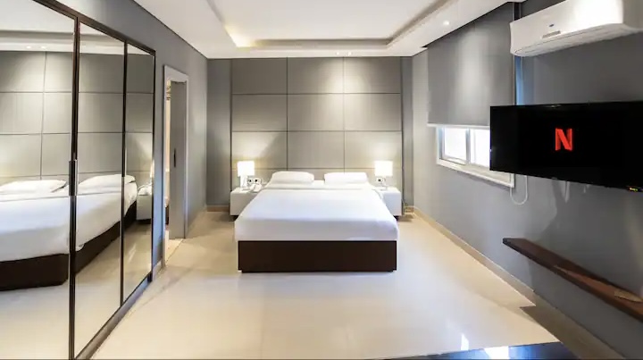  Apartments