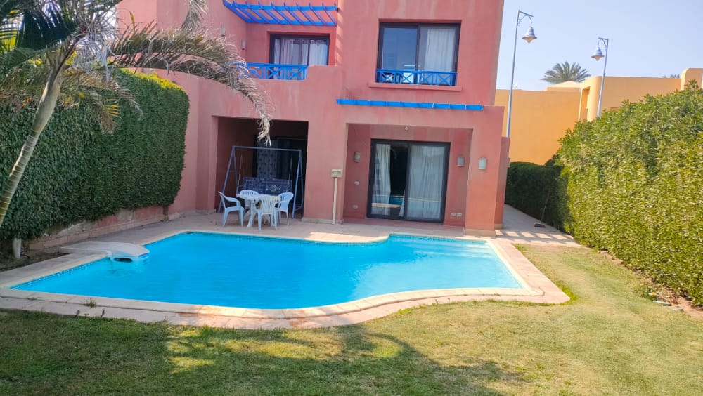  Villas