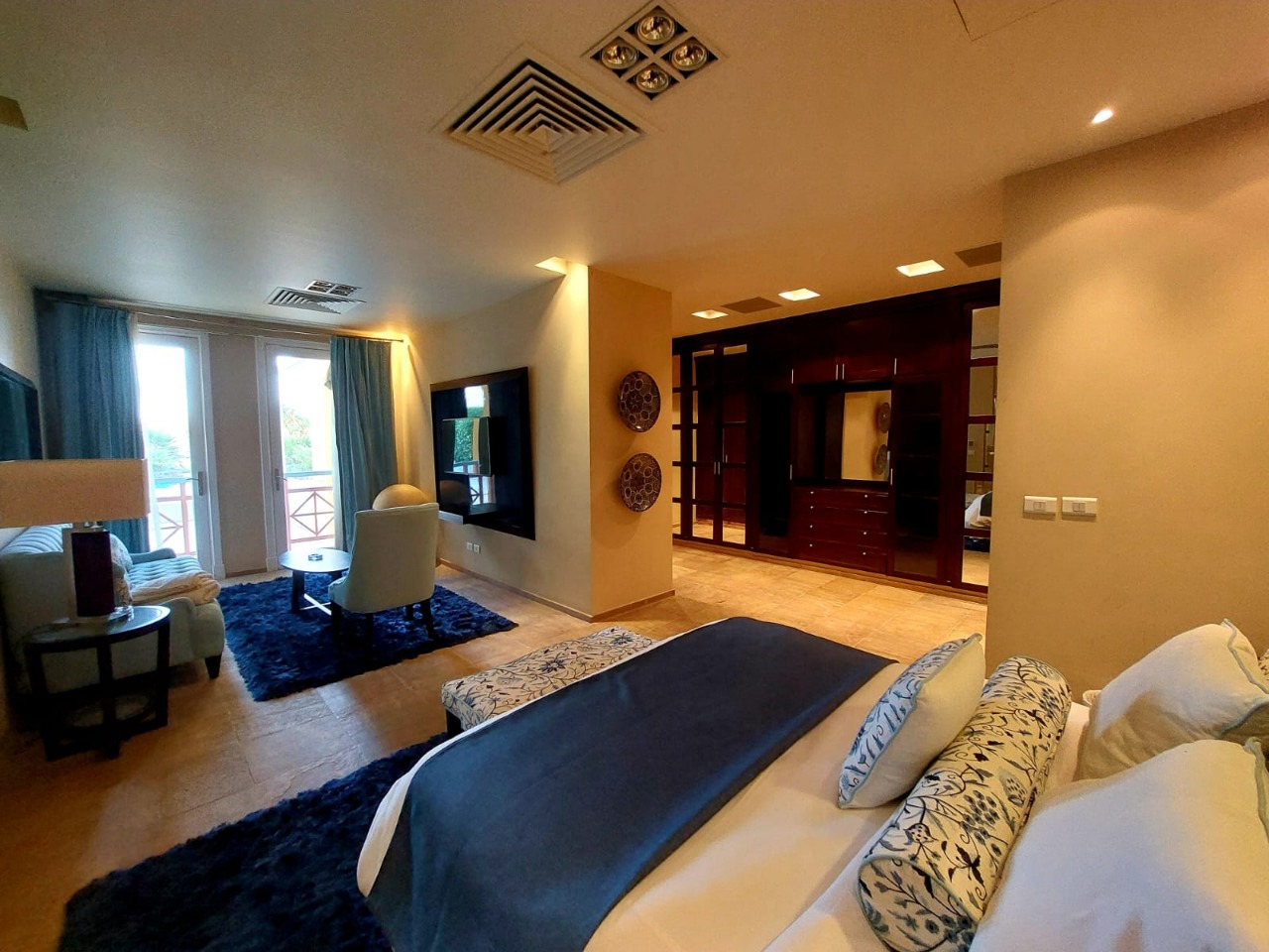  Villas