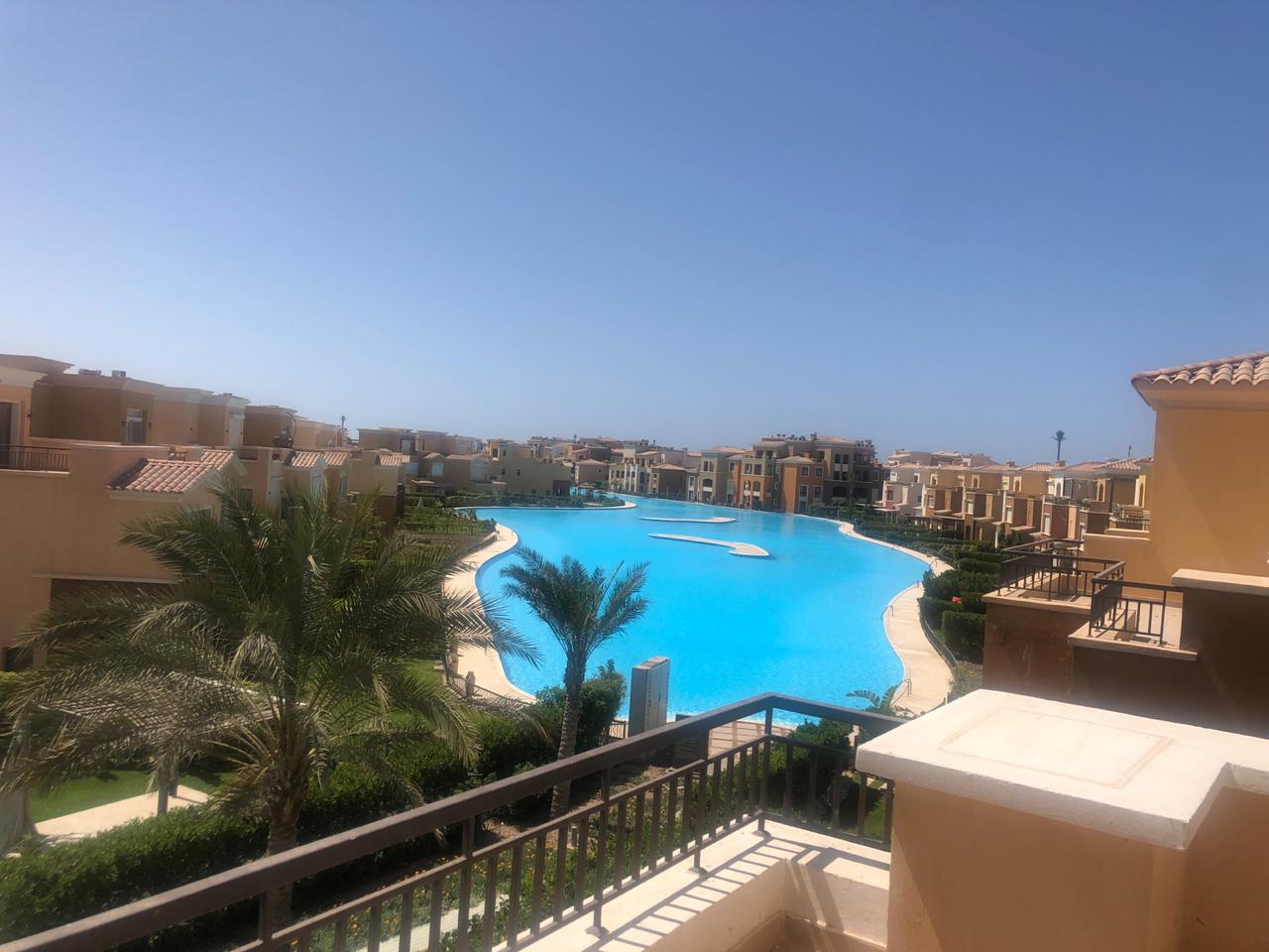  Villas
