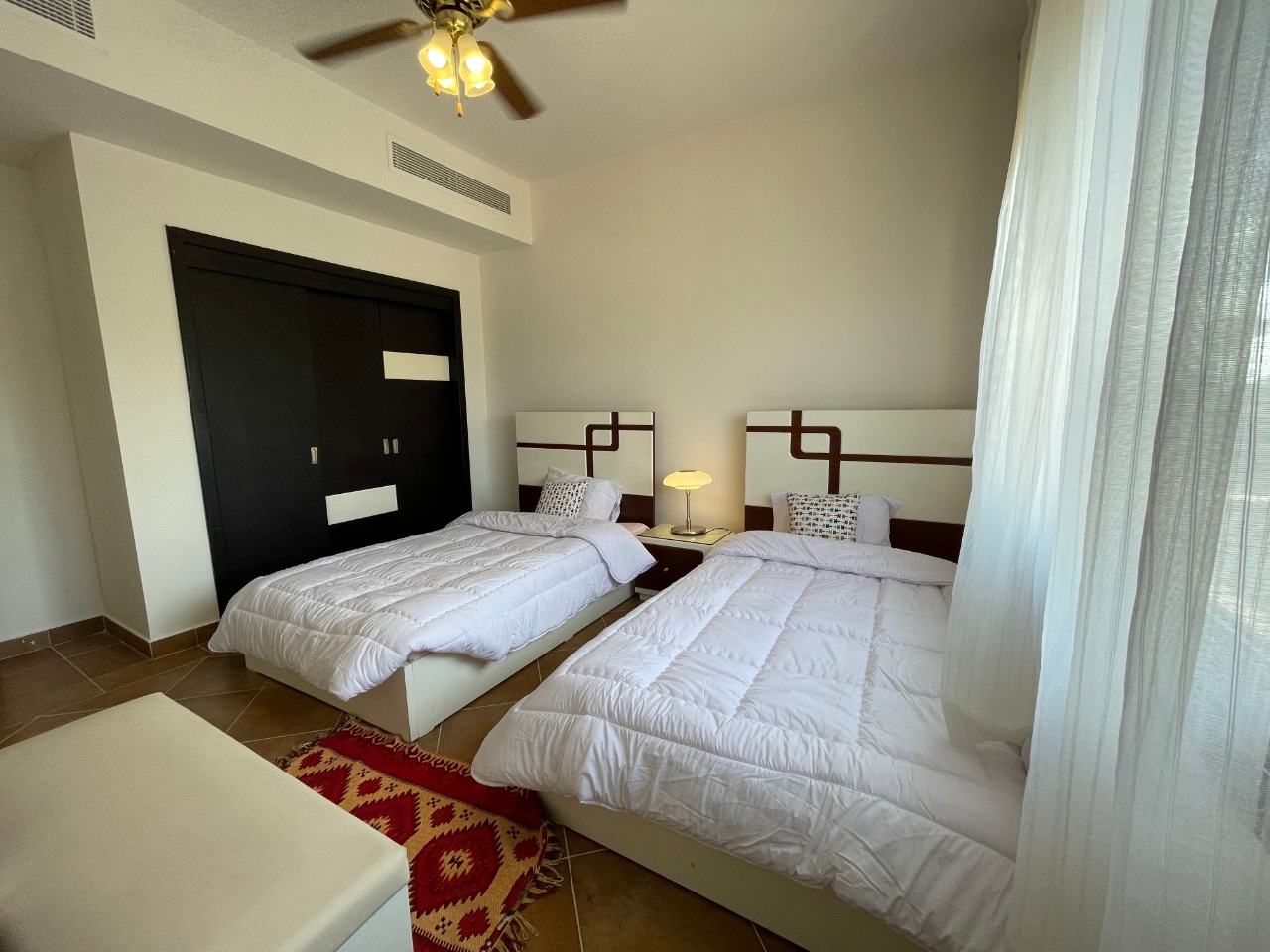  Villas