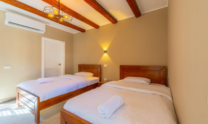  Chalets