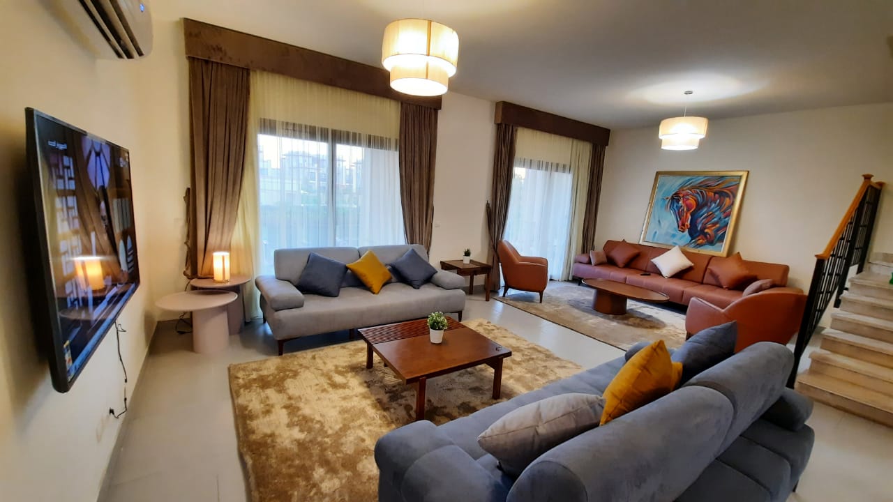  Villas