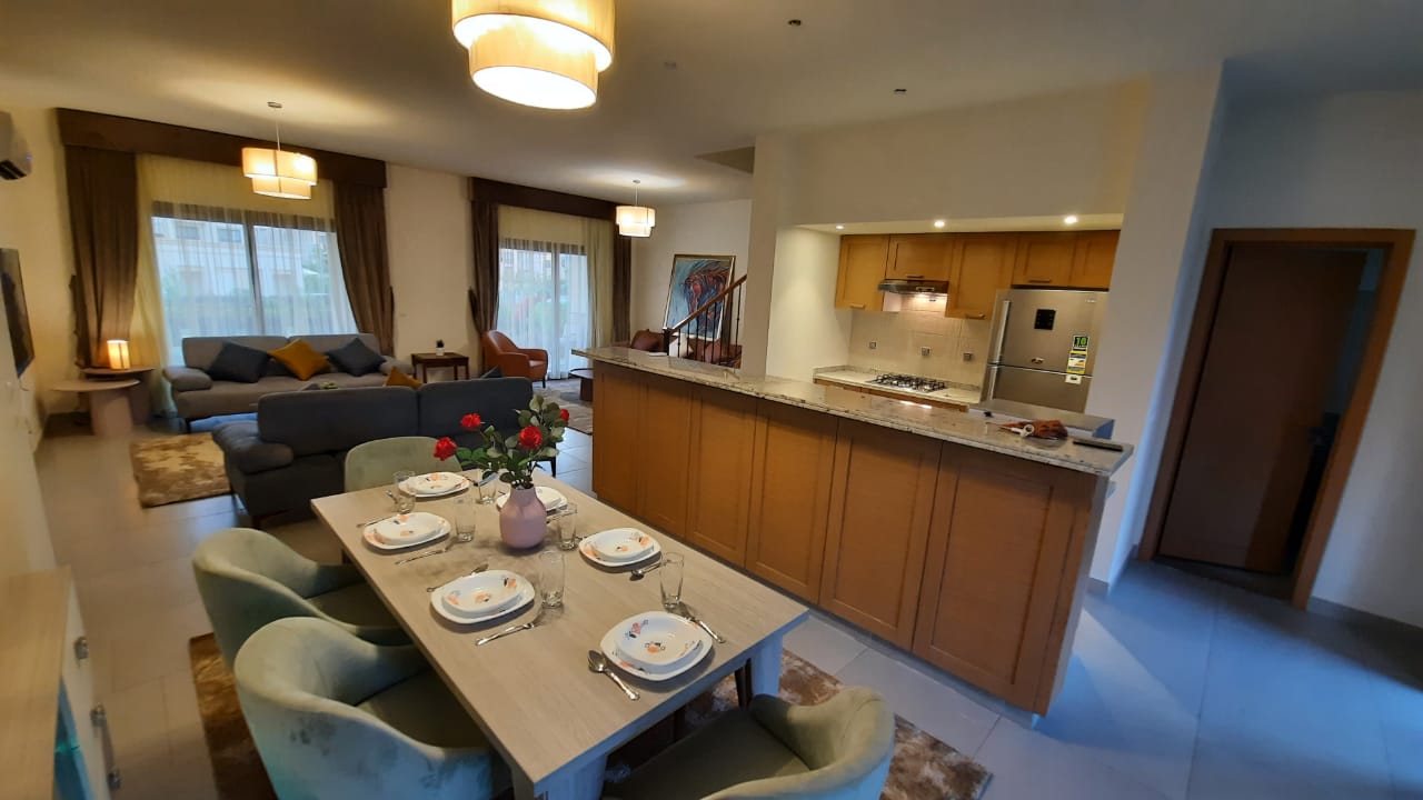  Villas