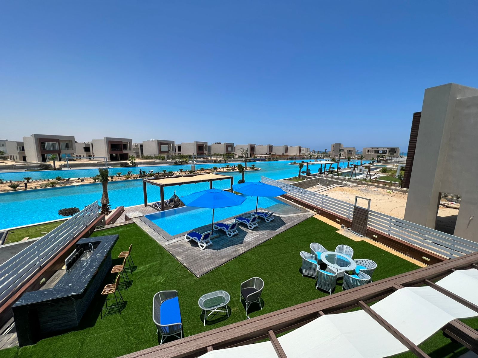  Villas