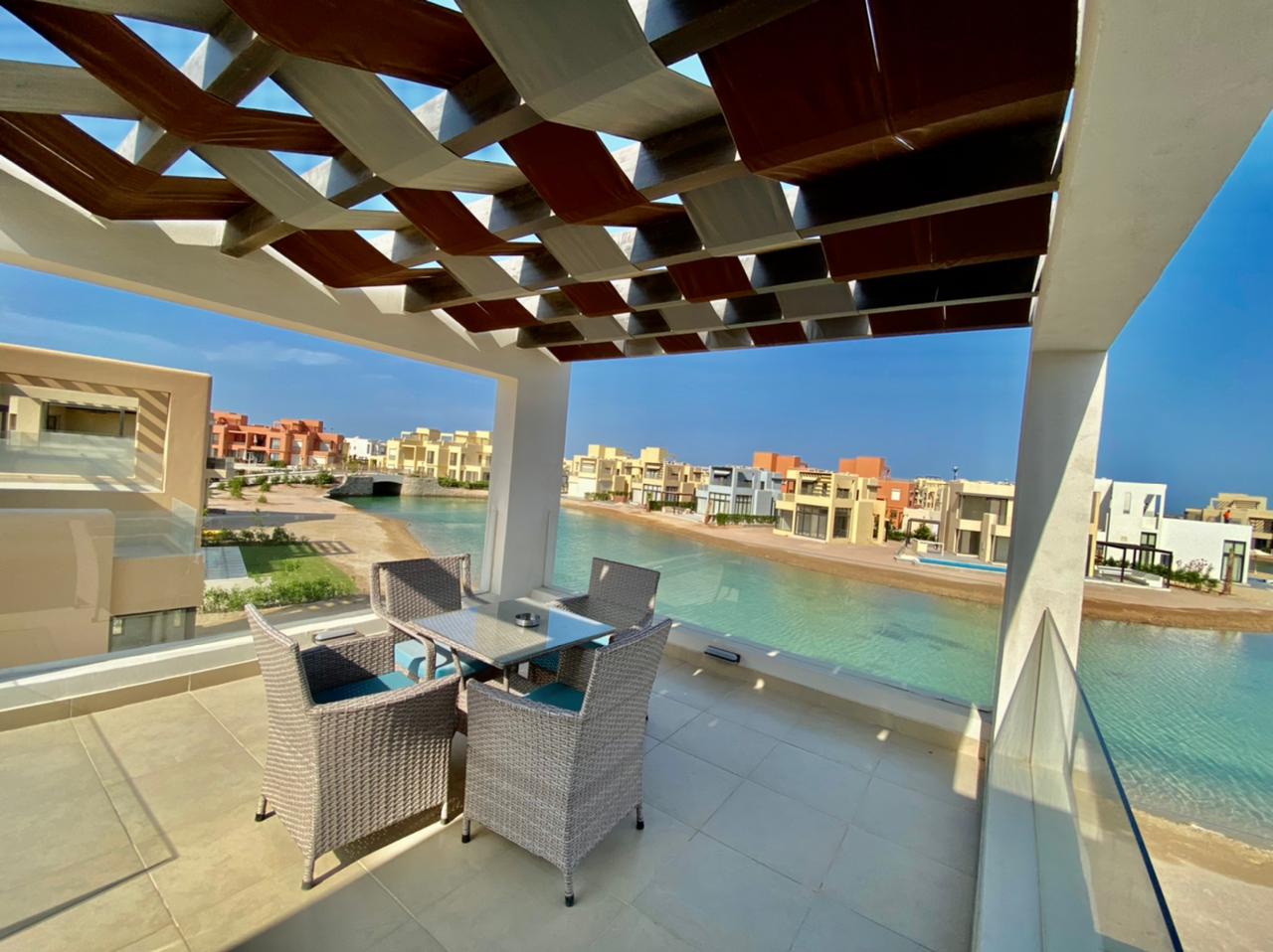  Villas