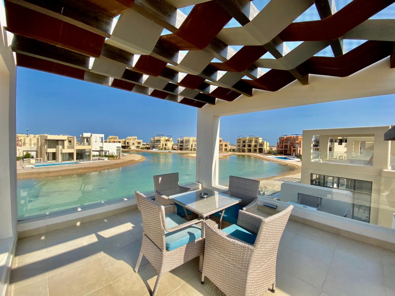  Villas